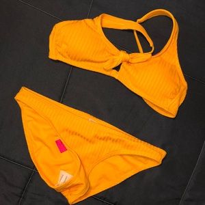 Two piece bikini 👙